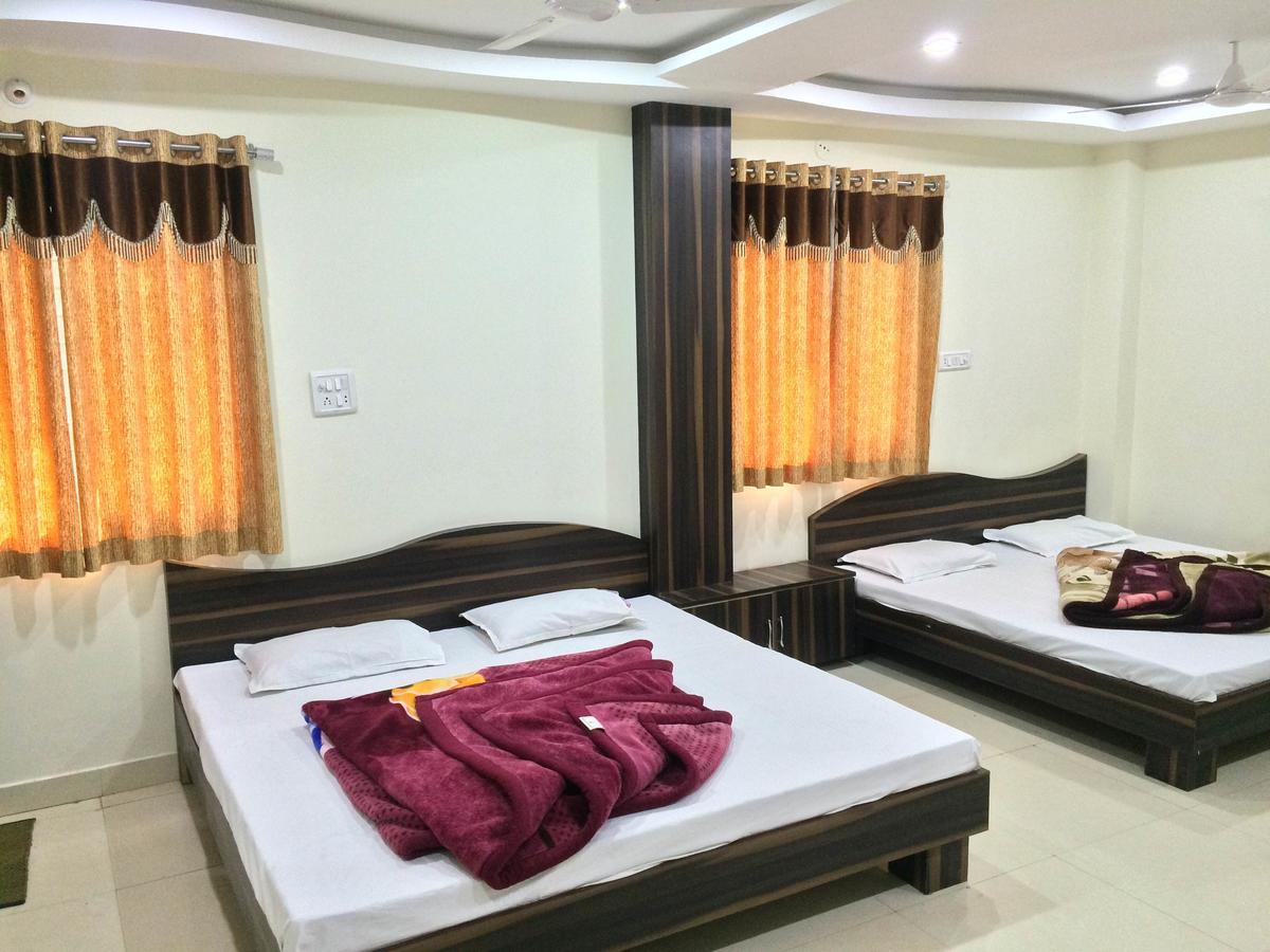 Hotel Vrandavan Palace Near Mahakal Temple Ujjain Ngoại thất bức ảnh